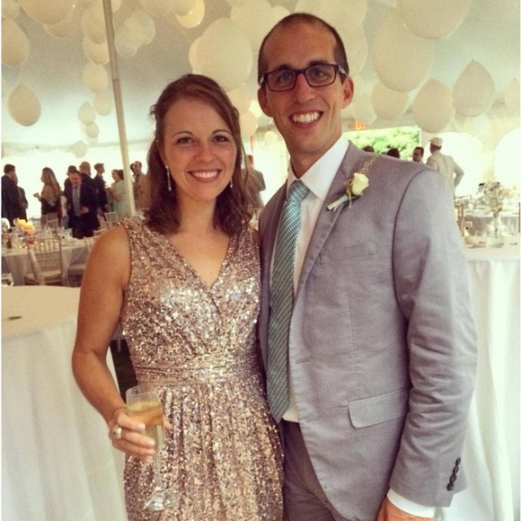 Badgley Mischka Gold sequin V-Neck Dress - Picture 6 of 7